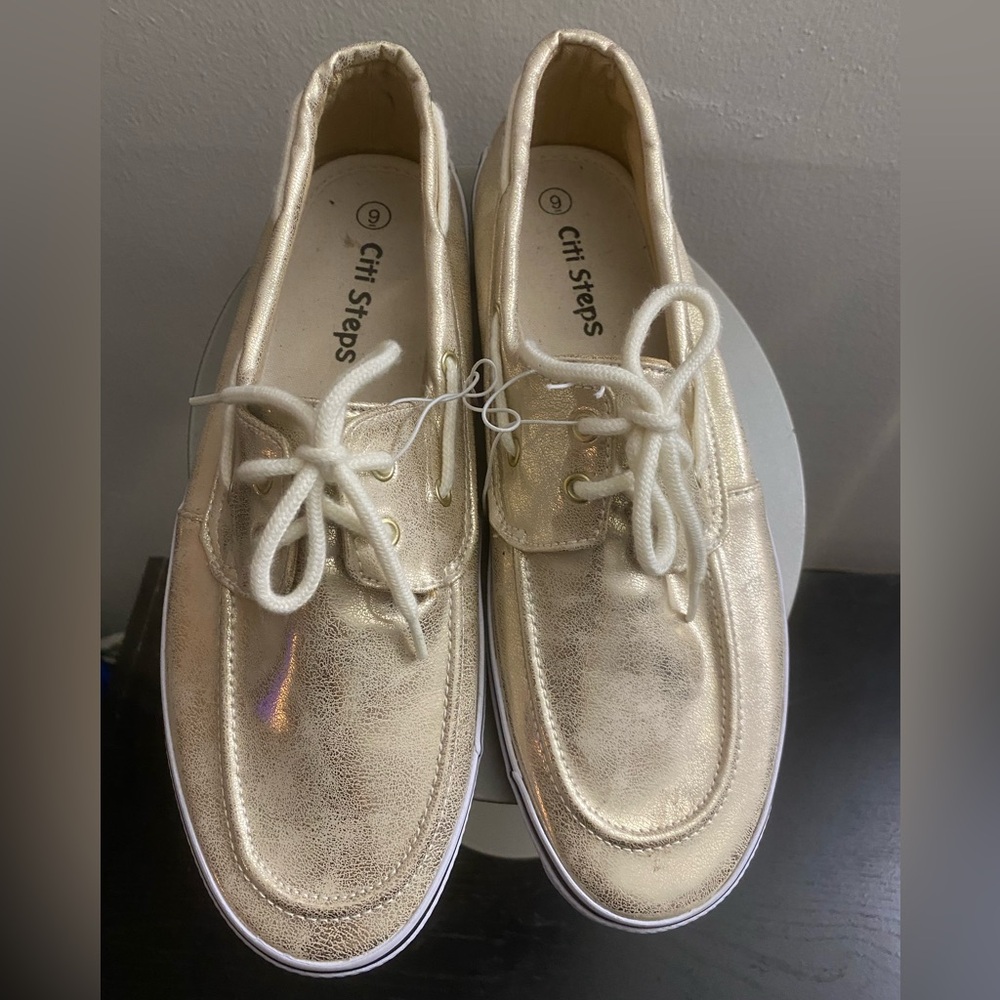 Women’s Boat Shoes